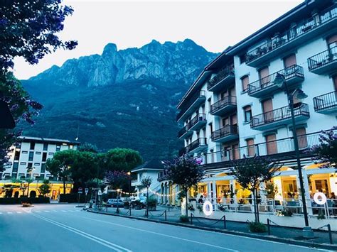 Come arrivare da Darfo Boario Terme a Brescia In treno, bus